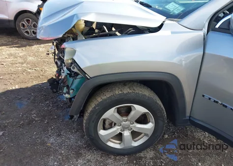 2021 Jeep Compass Latitude 4X4 from USA, damaged, VIN 3C4NJDBB3MT529766